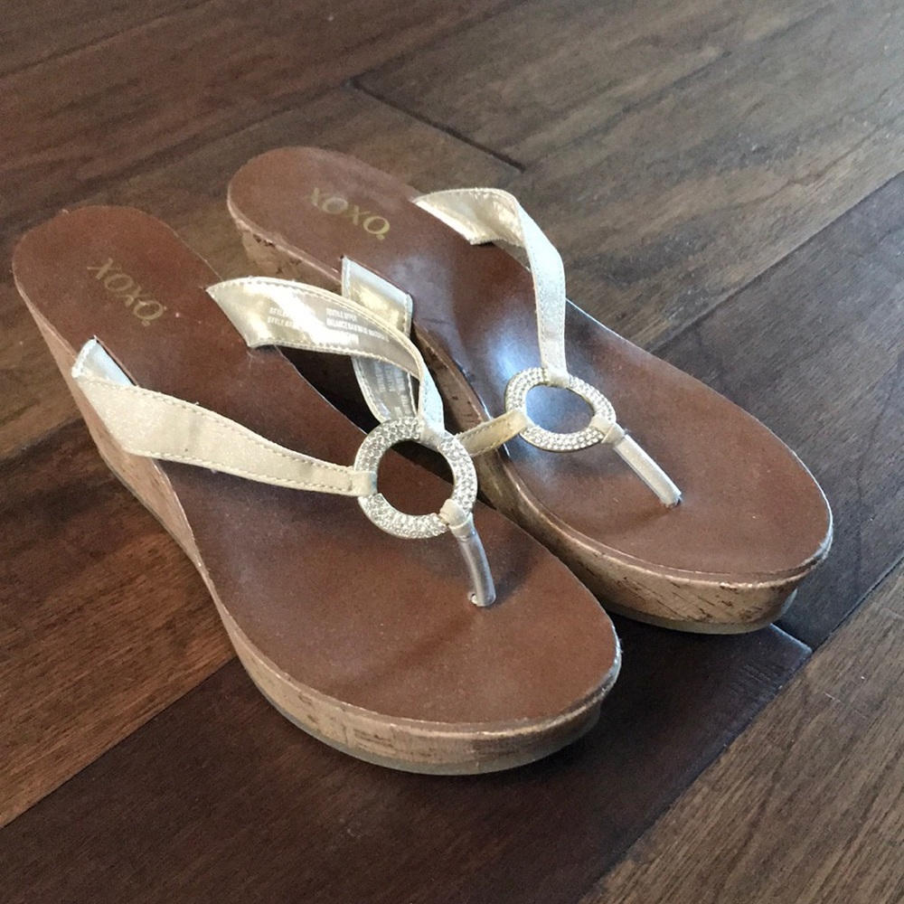 XOXO wedges